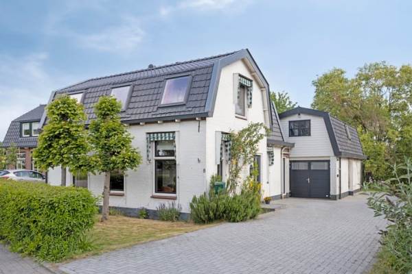 Woning Leidsestraatweg 8 Harmelen