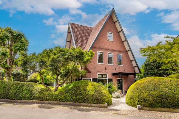 Woning Regentesselaan 23 Bussum