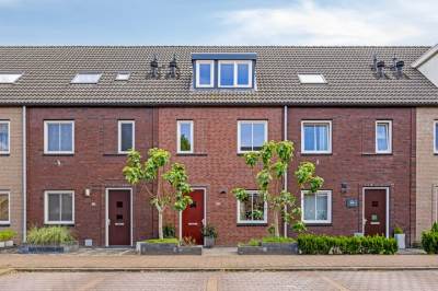 Woning Steur 146 Hendrik-Ido-Ambacht