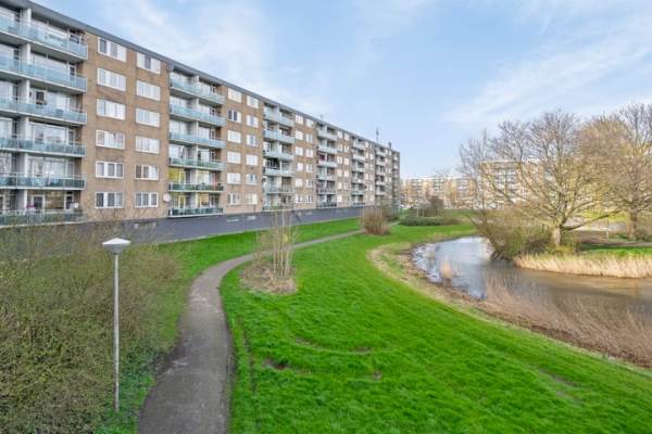 Woning Plutostraat 160 Alphen aan den Rijn