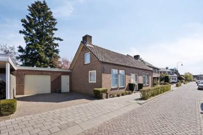 Woning Burgemeester Buskensstraat 30 Uden