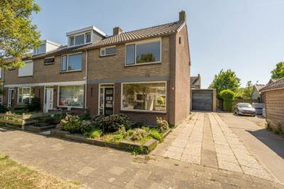 Woning Nicolaas van Puttenstraat 2 Goudswaard