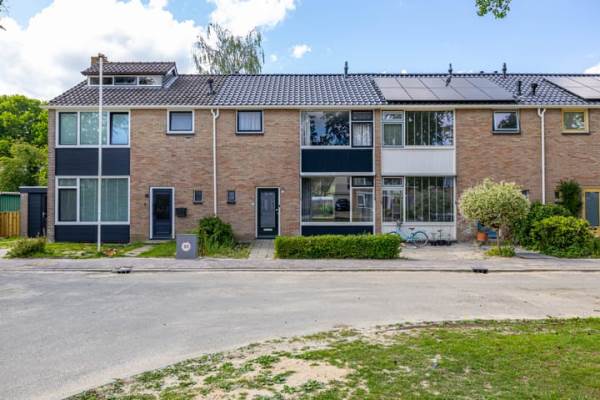 Woning Elzenhof 13 Zuidlaren