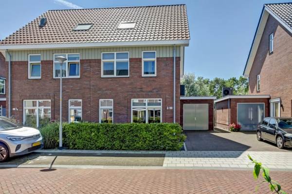 Woning Huisplaats 35 Grootebroek
