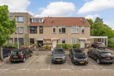 Woning Laan van Delfland 41 Monster