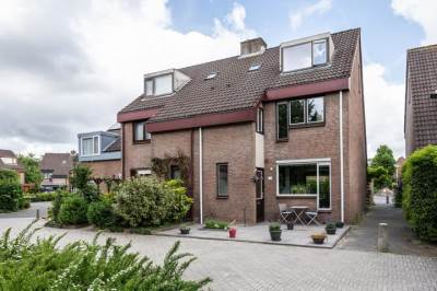Woning Elegastburg 24 Capelle aan den IJssel