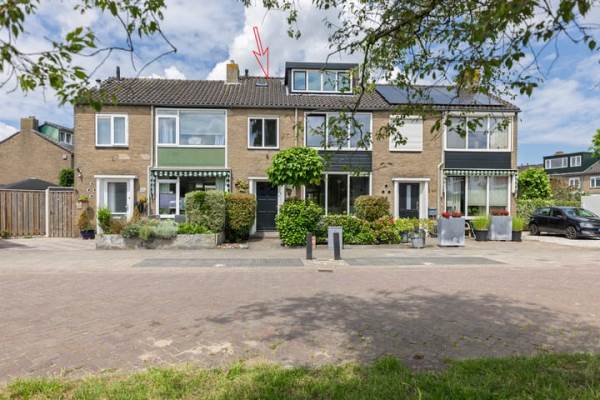 Woning van Limburg Stirumlaan 45 Naarden