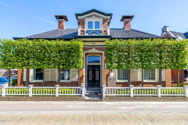 Woning Hoofdstraat-West 4 Uithuizen