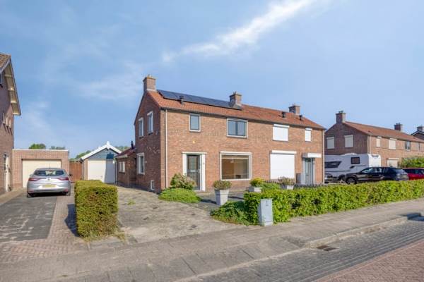 Woning Zandsteeg 36 Nieuwendijk