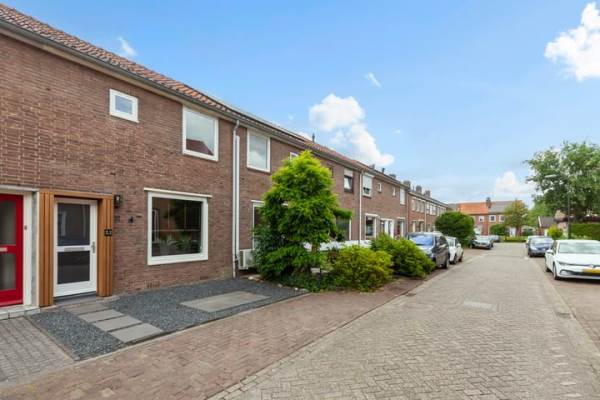 Woning Koningin Julianastraat 52 Hardinxveld-Giessendam