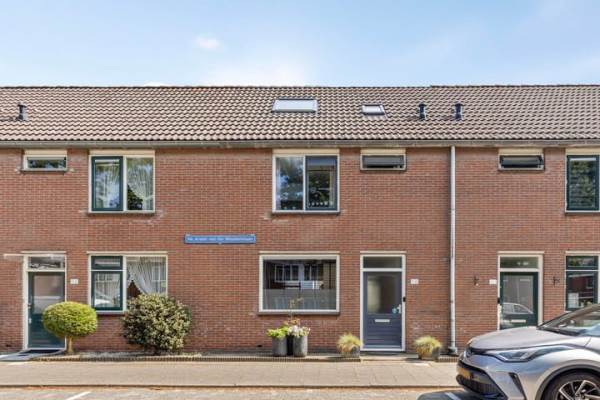 Woning Mr. Arend van der Woudenslaan 58 Rotterdam