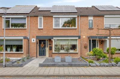 Woning Emmalaan 17 Dodewaard