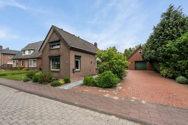 Woning Kanaal A NZ 76 Emmer-Compascuum