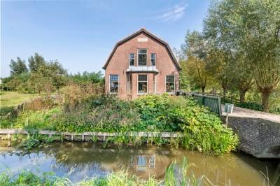 Woning Overboeicop 8 Schoonrewoerd