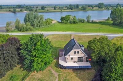 Woning Lekdijk 3 Langerak