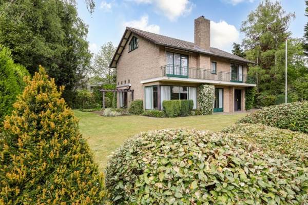 Woning van Hogendorplaan 10 Eindhoven