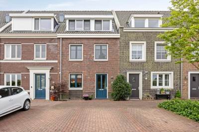 Woning Rietoever 54 Roelofarendsveen