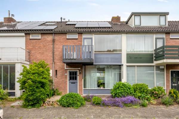 Woning Warmoeziershof 52 Hendrik-Ido-Ambacht