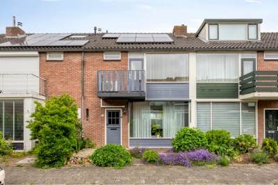Woning Warmoeziershof 52 Hendrik-Ido-Ambacht