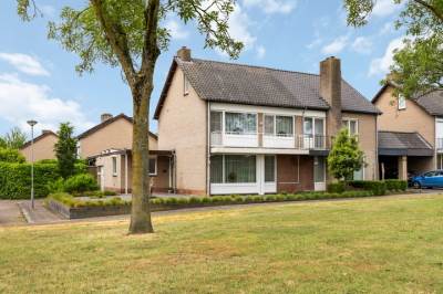 Woning John F. Kennedysingel 40 Melick