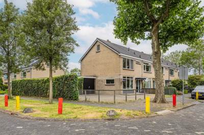 Woning Van Montfoortstraat 2 De Meern
