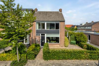 Woning Godfried van Rhenenlaan 2 Montfoort