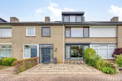 Woning Bartókstraat 54 Elst (GE)