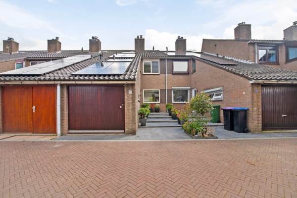 Woning Barnsteenstraat 10 Alphen aan den Rijn
