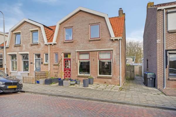 Woning Juliana van Stolberglaan 6 Middelharnis