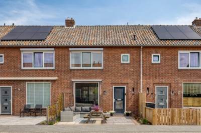 Woning de Ruijterstraat 25 Lisse