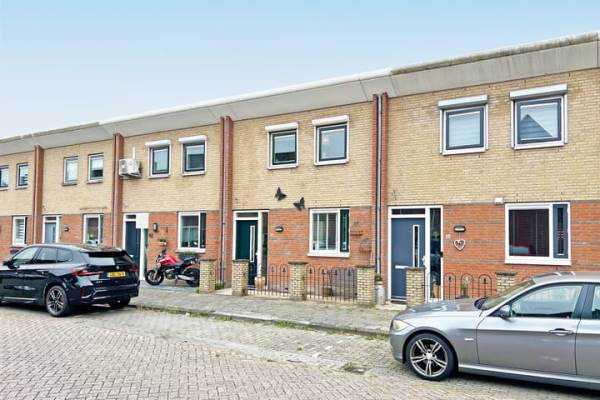 Woning Marguerite Durasstraat 90 Spijkenisse