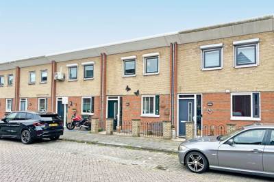 Woning Marguerite Durasstraat 90 Spijkenisse