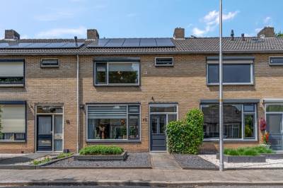 Woning van Aemstelstraat 16 Doornenburg