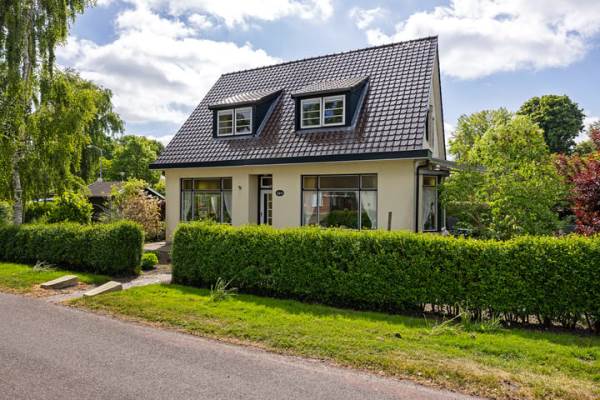 Woning Hoofdstraat 264 Oostwold (Gem. Westerkwartier)