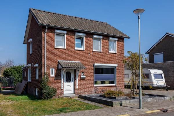 Woning Sint Petrusstraat 24 Bergen (LI)