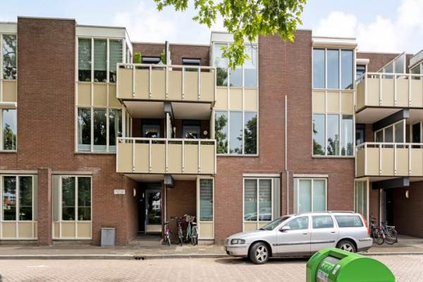 Woning Uniestede 18 Roosendaal