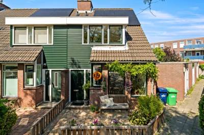 Woning Gerrit van der Veenlaan 157 Den Haag