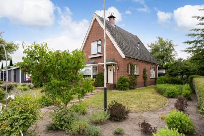 Woning Burgemeester Osselaan 1 Schoonebeek