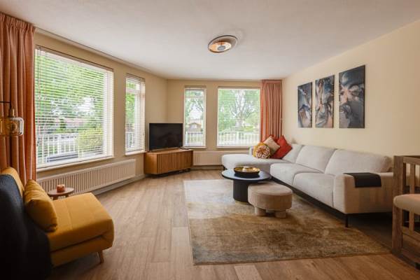 Woning de Aak 49 Baarn