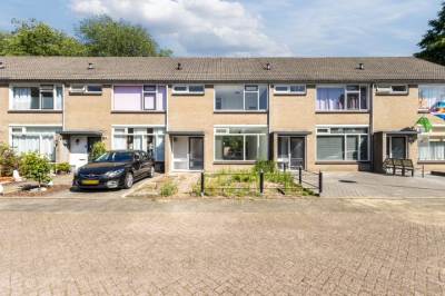 Woning Van Anrooijstraat 21 Oss