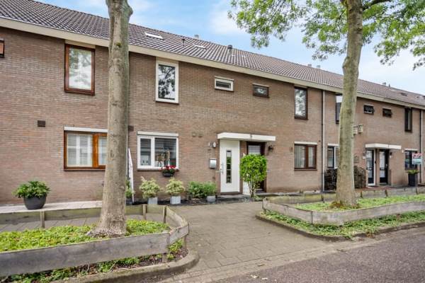 Woning Anjerveld 21 Nieuwerkerk aan den IJssel