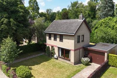 Woning van Steenhuijslaan 7 Grave