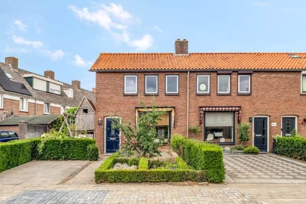 Woning Vincent van Goghstraat 1 Ede
