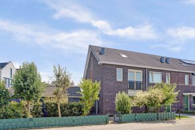 Woning Aardbeivlinder 31 Tiel