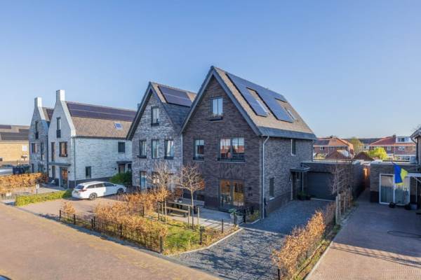 Woning Meeroever 24 Hillegom
