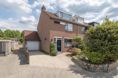 Woning Aartseveen 86 Eemnes