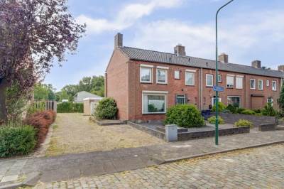 Woning Saksen Weimarstraat 19 Rijen