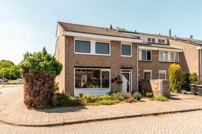Woning Karveel 4929 Lelystad