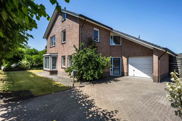 Woning Hoogenboomstraat 21 Lemelerveld