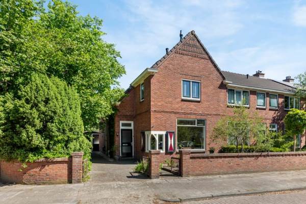 Woning Groen van Prinstererlaan 13 Enschede